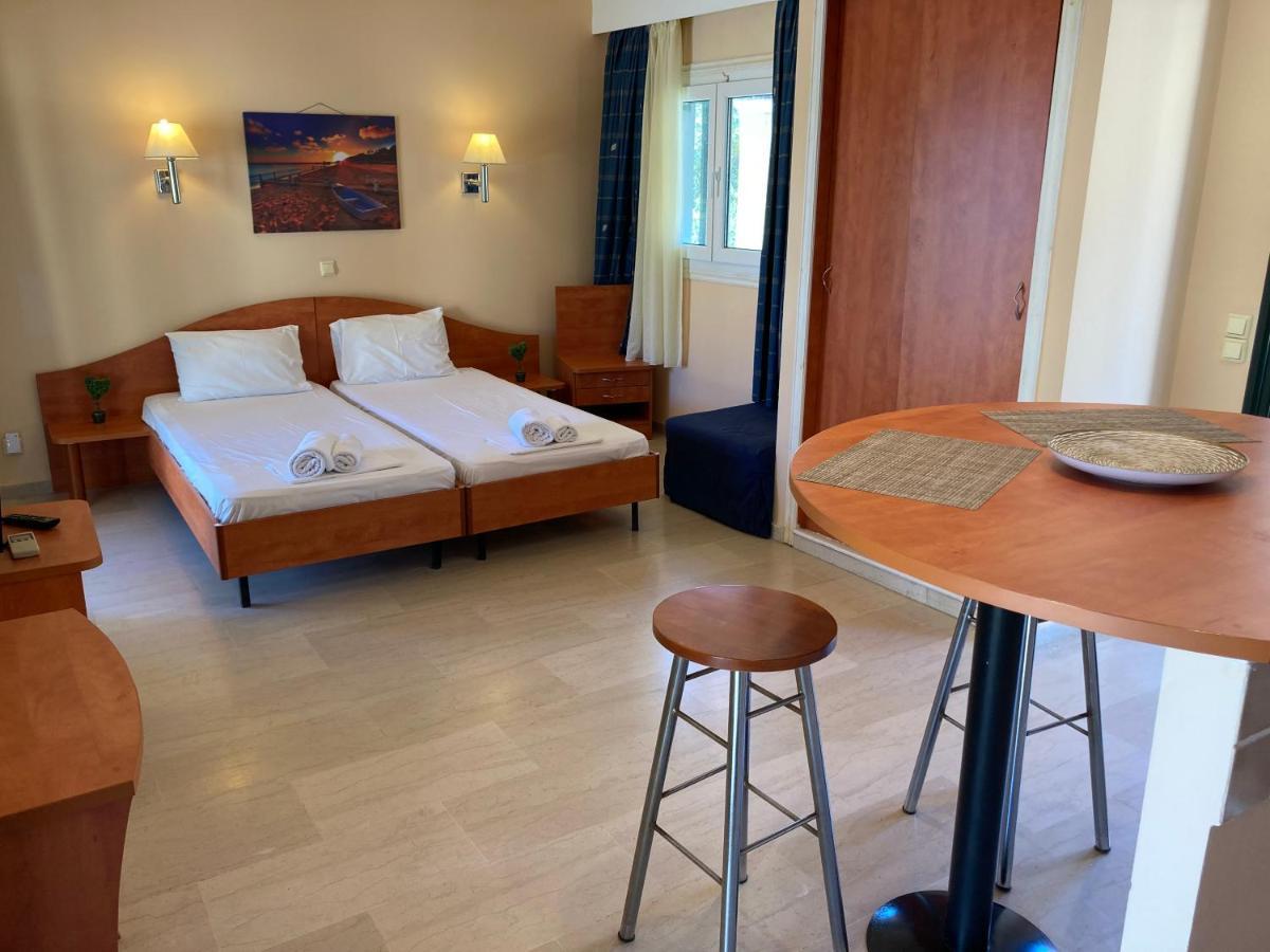 Aliki'S Comfortable Holiday Apartments-Great Location Nisaki  Eksteriør billede