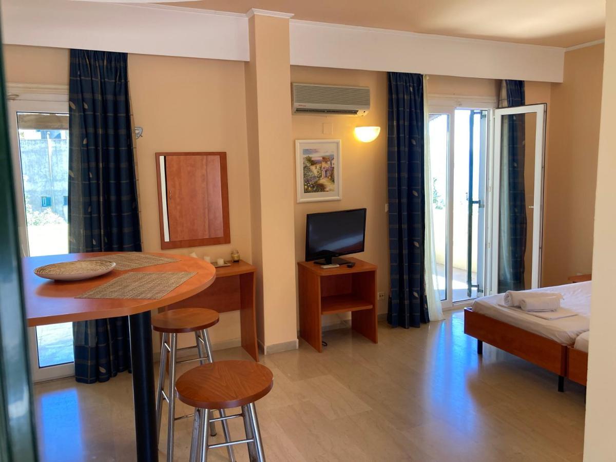 Aliki'S Comfortable Holiday Apartments-Great Location Nisaki  Eksteriør billede